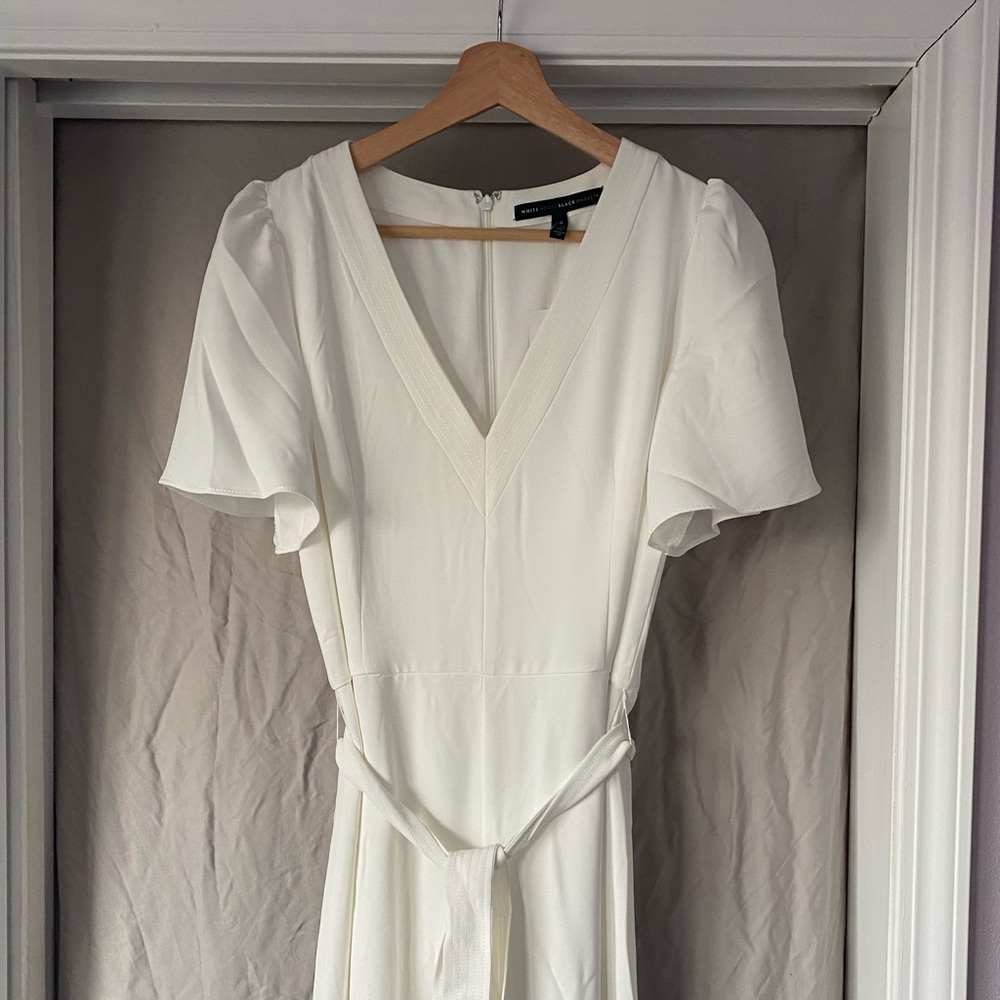 NWT White House Black Market white jumper
